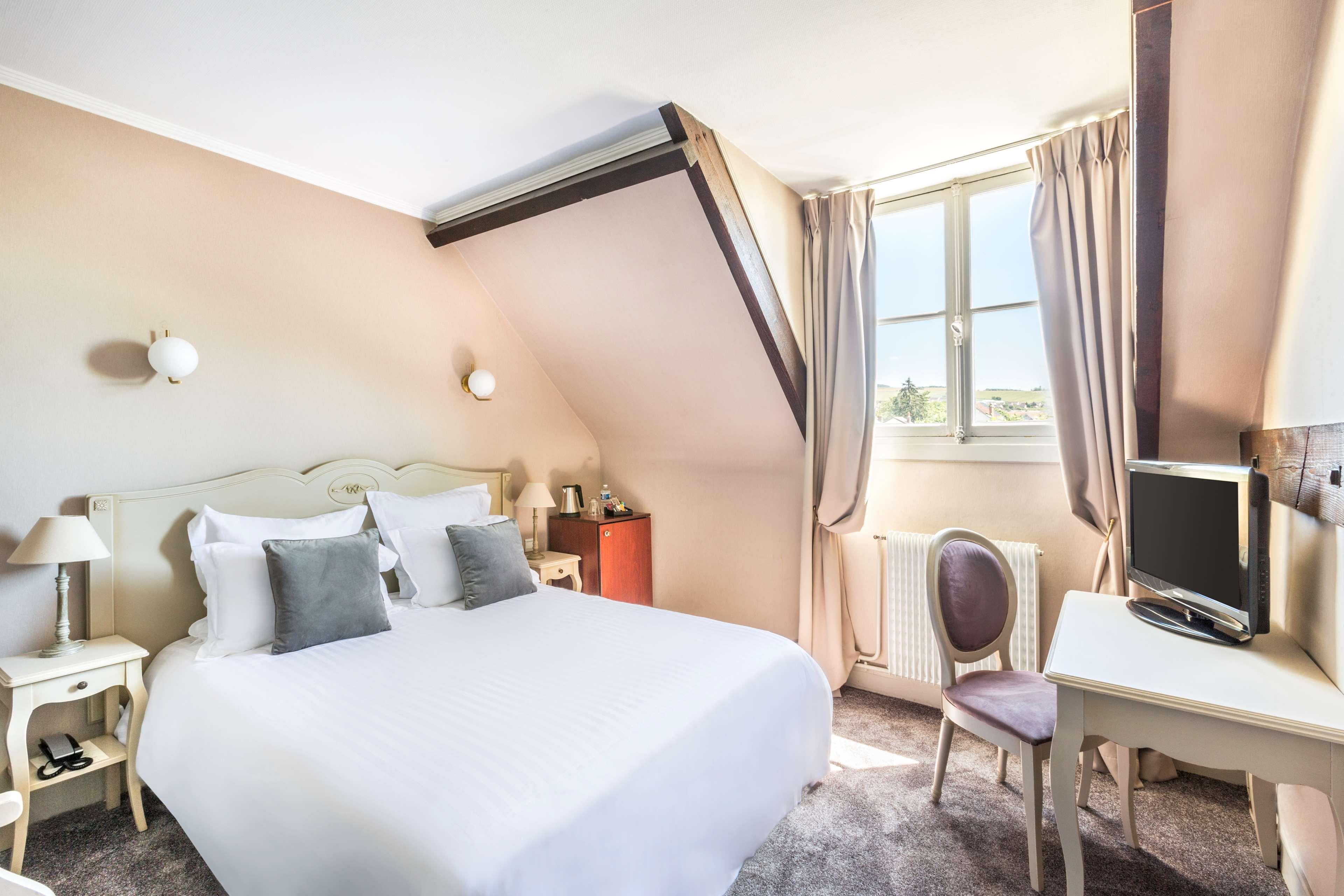 Hotel Le Maxime - Best Western Signature Collection Auxerre Esterno foto