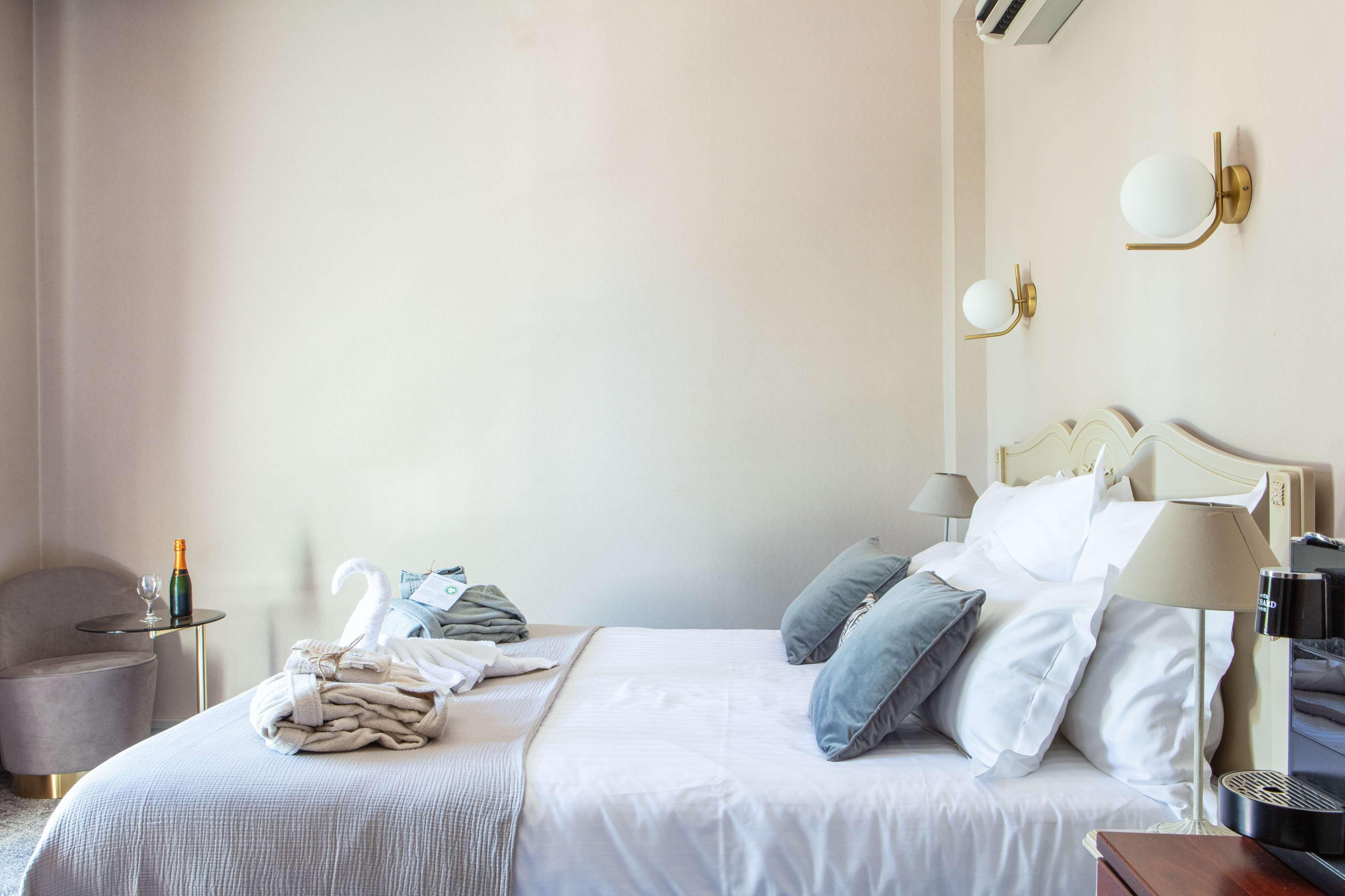 Hotel Le Maxime - Best Western Signature Collection Auxerre Esterno foto