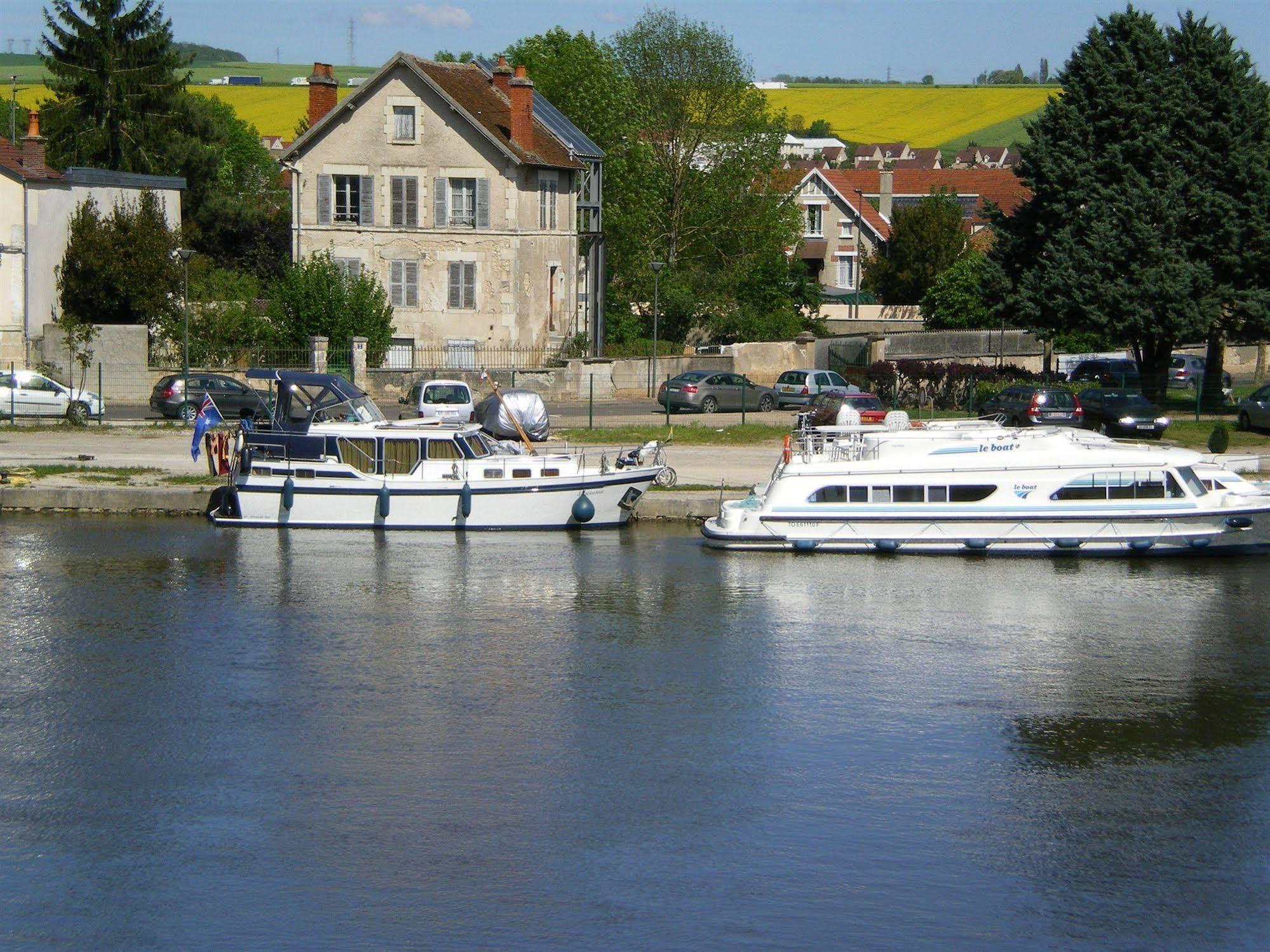 Hotel Le Maxime - Best Western Signature Collection Auxerre Esterno foto